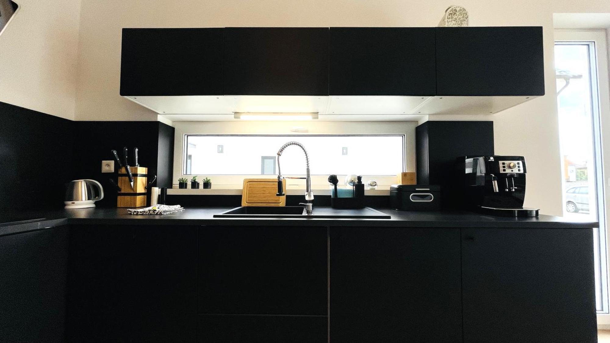 House Flow, 3 Room, Free 2 Parking Bratislava Bagian luar foto