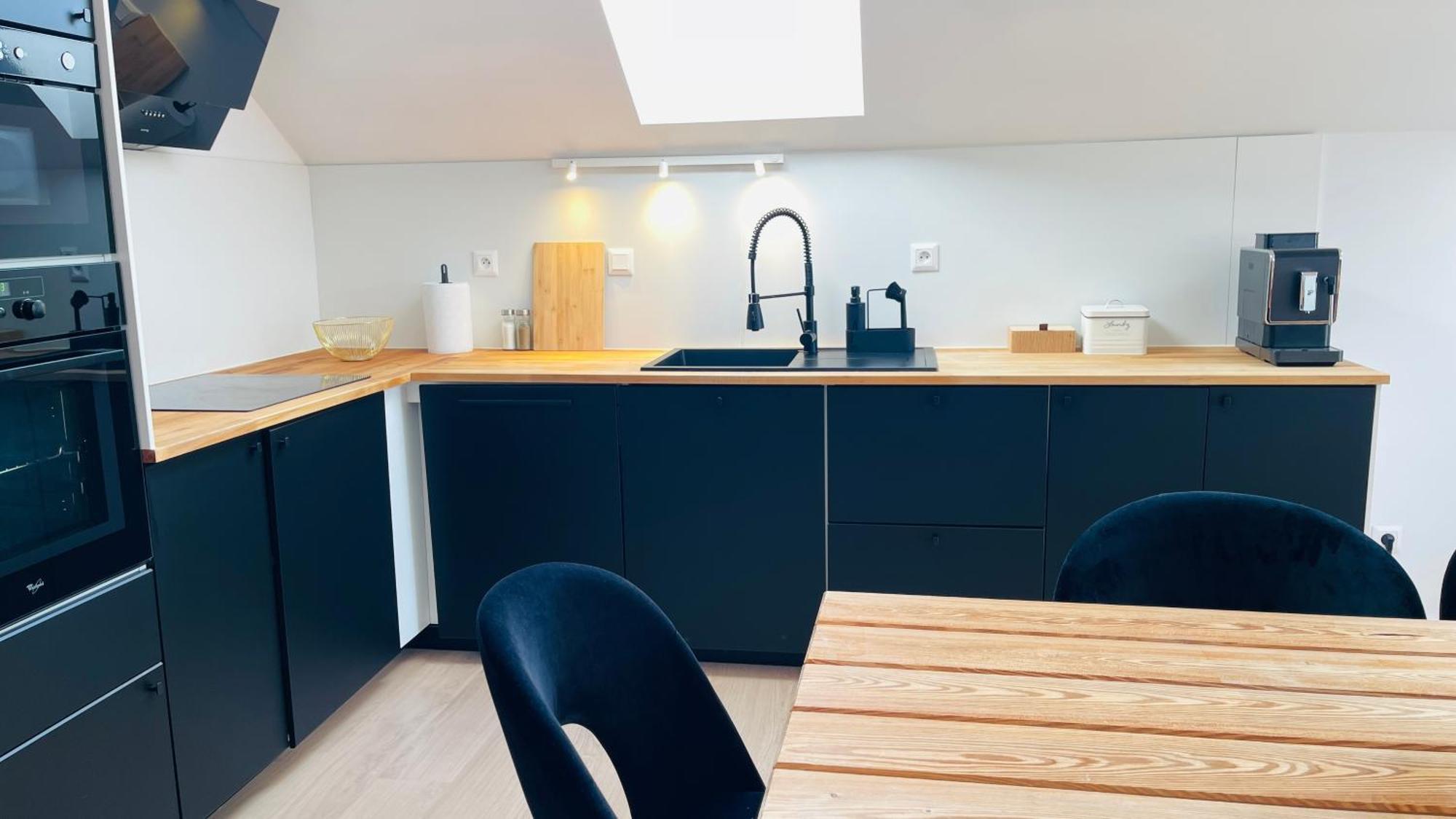 House Flow, 3 Room, Free 2 Parking Bratislava Bagian luar foto