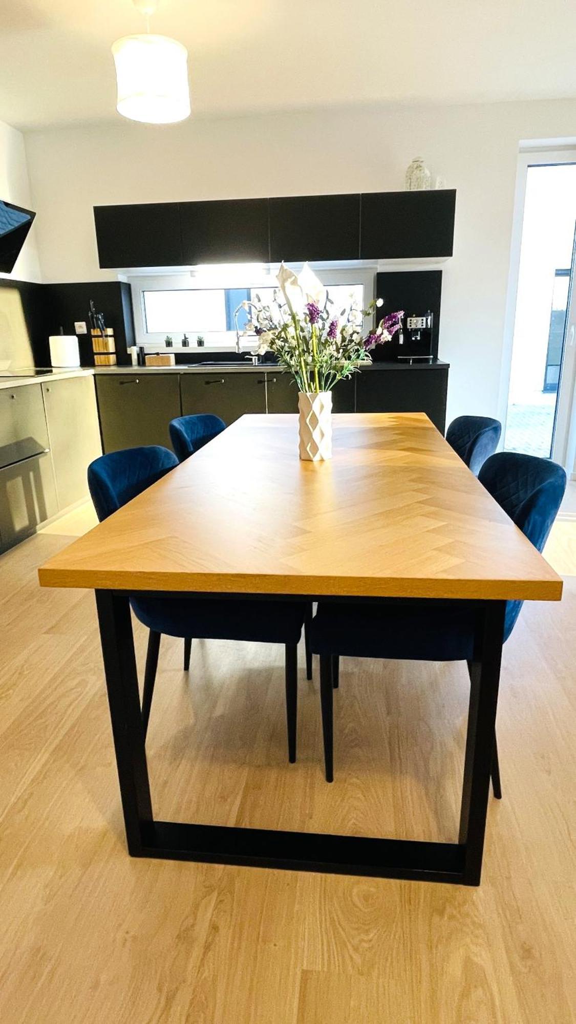 House Flow, 3 Room, Free 2 Parking Bratislava Bagian luar foto
