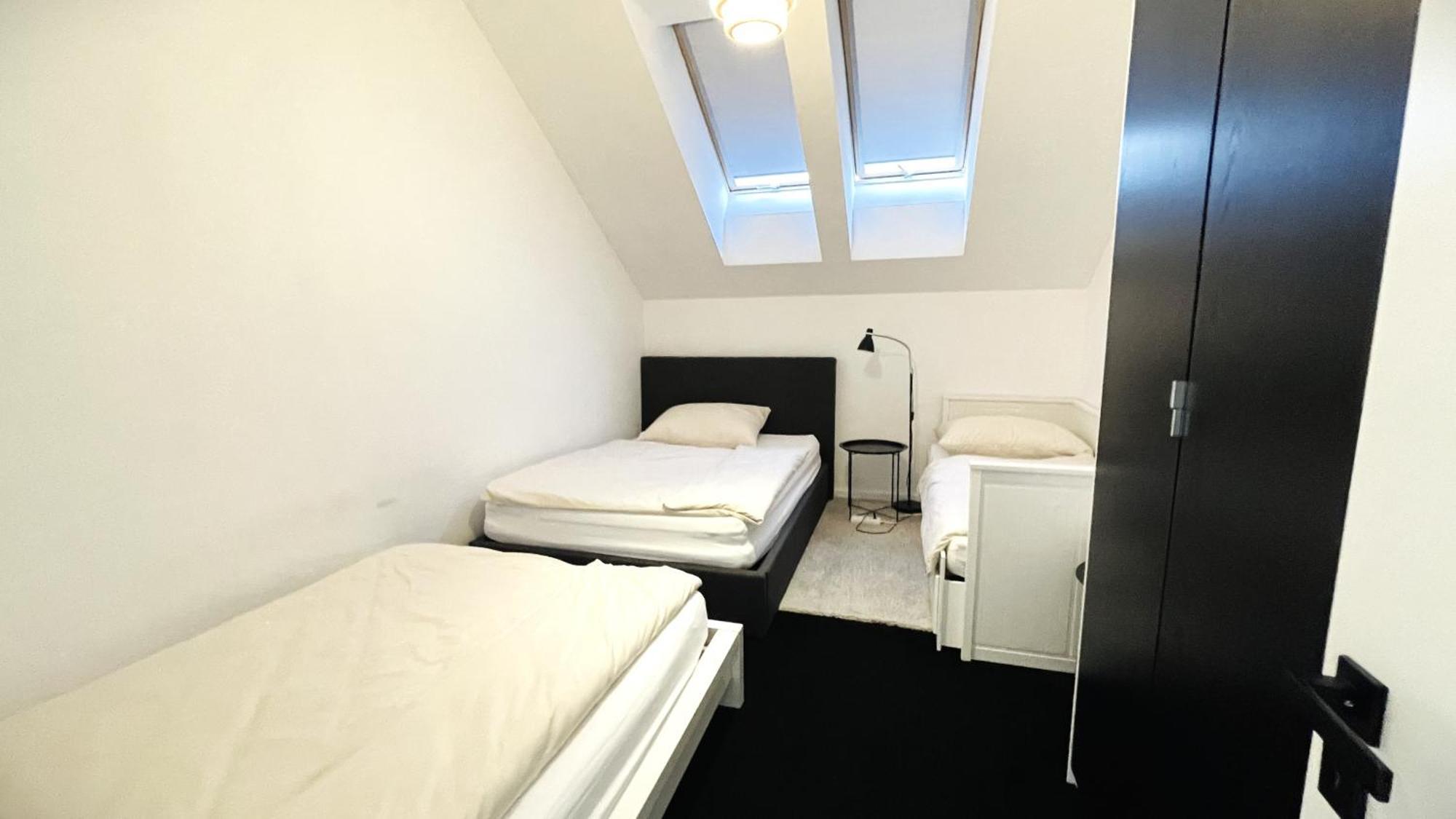 House Flow, 3 Room, Free 2 Parking Bratislava Bagian luar foto